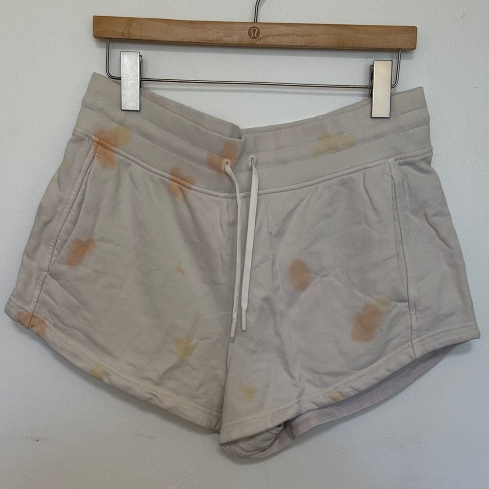 Lululemon Inner Glow Short - 10 - Cream/Peach Satin